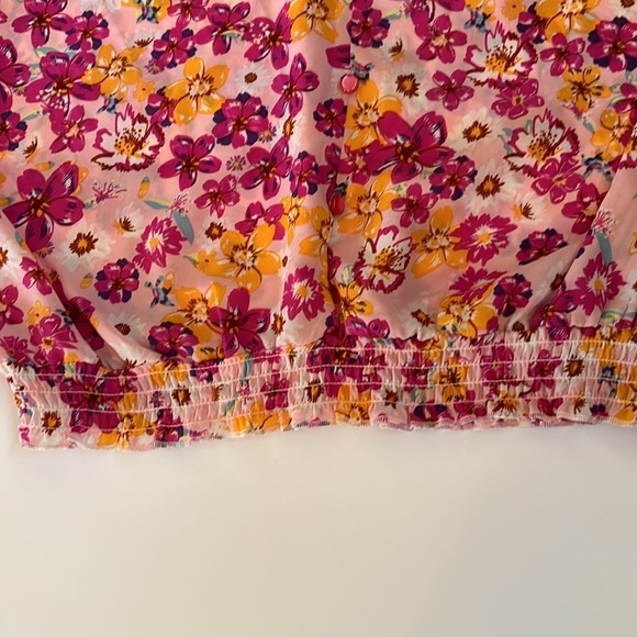 A Love Story Floral Top Size XL - Picture 6 of 10